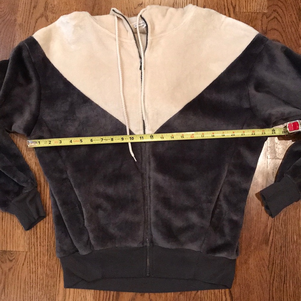 EXPRESS Soft Jacket/Hoodie - Picture 4 of 8